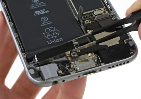 Замена вибромотора на iPhone 6