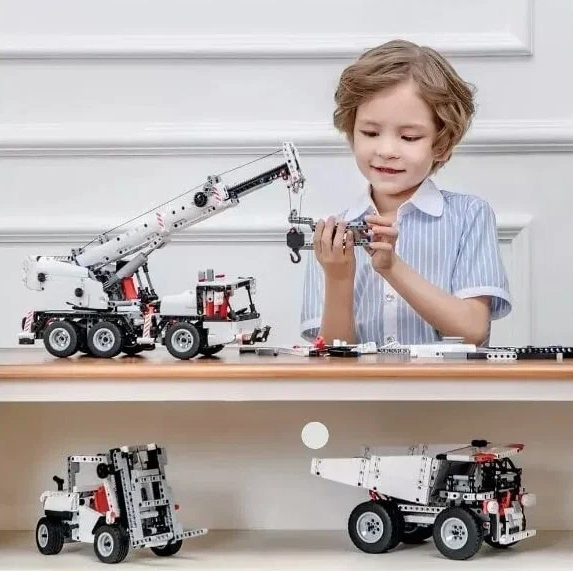 Конструктор строительный кран (720 деталей) Xiaomi MITU Building Blocks Mobile Engineering Crane MTJM03IQI