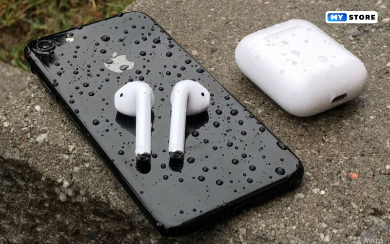 Что делать, если наушники AirPods упали в воду