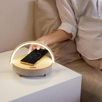 Колонка с беспроводной зарядкой Xiaomi Ezvalo Wireless Charging Music Desk Lamp LYYD01 Wood