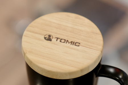 Керамическая кружка с бамбуковой крышкой TomicCeramic Cup With Bamboo Cover (TC1316U)