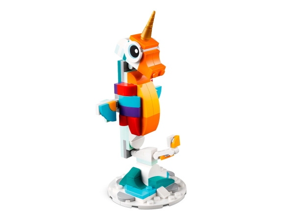 Конструктор LEGO Creator - Волшебный единорог (31140)