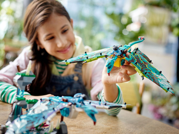 Конструктор LEGO Avatar - Джейк и Нейтири: первый полет на Банши (75572)