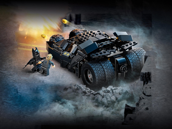 Конструктор LEGO DC Super Heroes - Бэтмобиль «Тумблер»: схватка с Пугалом (76239)