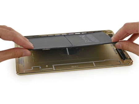 Замена аккумулятора на iPad Air 2 (2014)