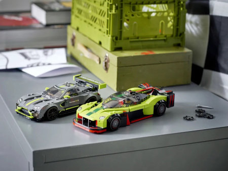 Конструктор LEGO Speed Champions - Aston Martin Valkyrie AMR Pro и Aston Martin Vantage GT3 (76910)