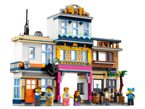 Конструктор LEGO Creator - Главная улица (31141)