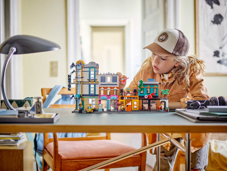 Конструктор LEGO Creator - Главная улица (31141)