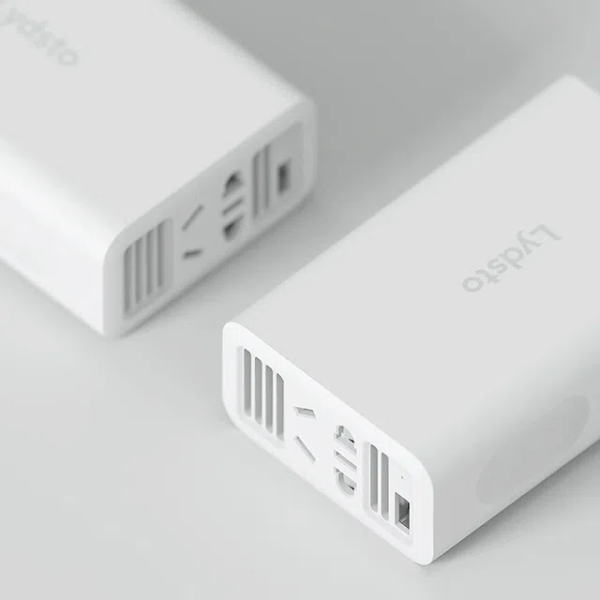 Автомобильный инвертор Xiaomi Lydsto Car Inverter Standart, Белый (YM-CZNBQ01)