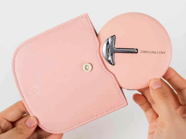 Зеркало для макияжа с подсветкой Xiaomi Jordan Judy LED Makeup Mirror (c чехлом), Pink (NV030)