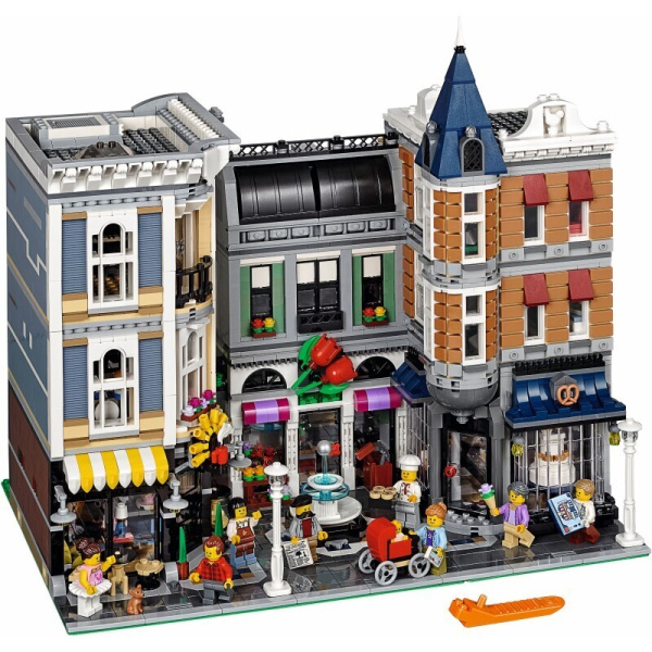 Конструктор LEGO Creator Expert - Площадь Ассамблеи (10255)