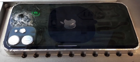 Замена заднего стекла на iPhone 12