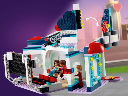 Конструктор LEGO Friends - Кинотеатр Хартлейк-Сити (41448)