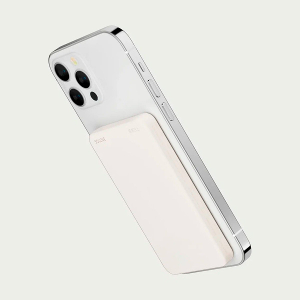 r9ctKA5F77.jpg