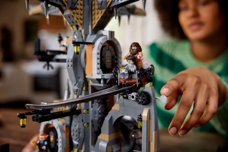 Конструктор LEGO Harry Potter - Волшебный банк Гринготтс (76417)