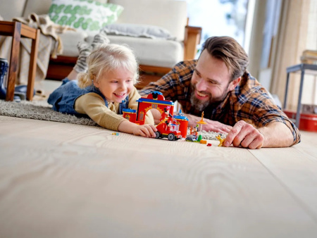 Конструктор LEGO Disney - Пожарная часть и машина Микки и его друзей (10776)