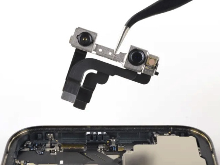 Ремонт face iD на iPhone 13 Pro