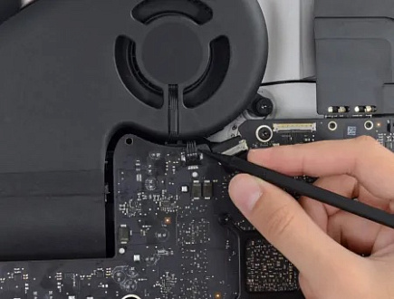 Чистка iMac от пыли ( замена термопасты )