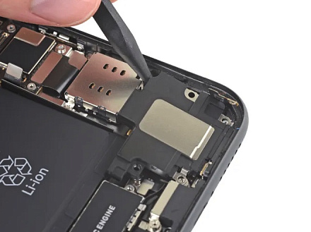 Замена микрофона на iPhone 12 Pro