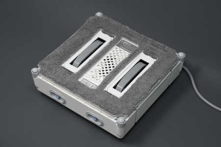 Робот-мойщик окон Hutt W9 белый