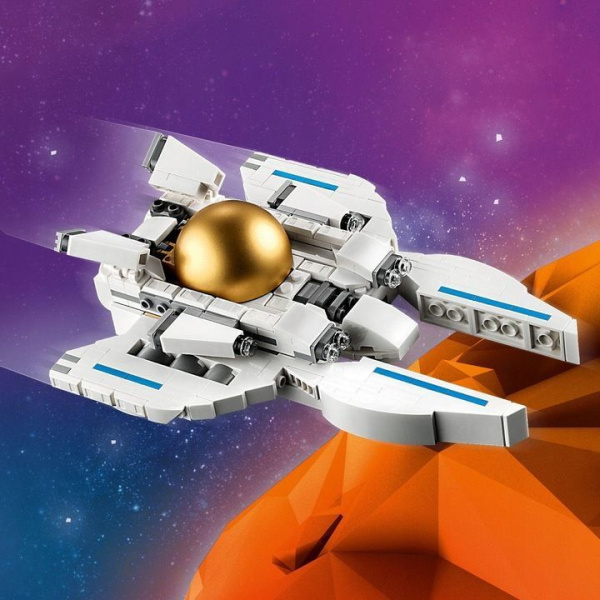 Конструктор LEGO Creator - Астронавт в космосе (31152)
