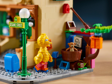 Конструктор LEGO Ideas - Улица Сезам, 123 (21324)