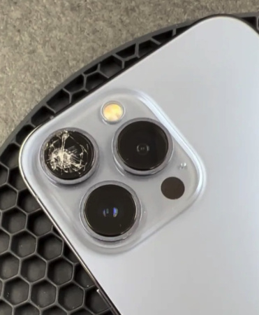 Замена глазка камеры (второй со скидкой 50%) на iPhone 13 Pro