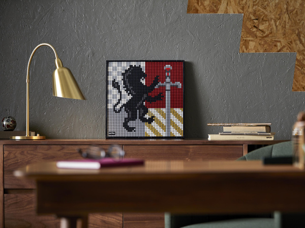 Конструктор LEGO ART - Harry Potter™ Hogwarts™ Crests (31201)