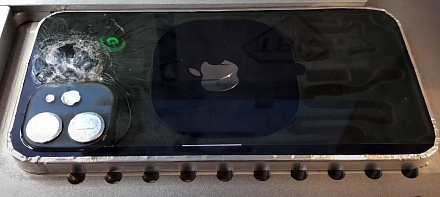 Замена заднего стекла на iPhone 12
