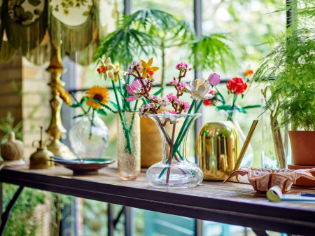 Конструктор LEGO Iconic - Цветущая сакура (40725)