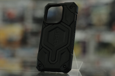Чехол UAG Monarch Pro с MagSafe Series для iPhone 14 Pro, цвет Черный (Black) (114030114040)