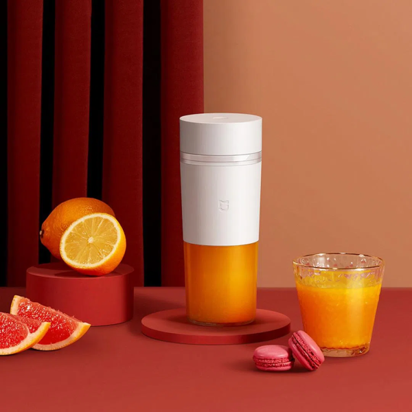 Cоковыжималка блендер Xiaomi Mijia Portable Juicer Cup 300ml, White (MJZZB01PL)