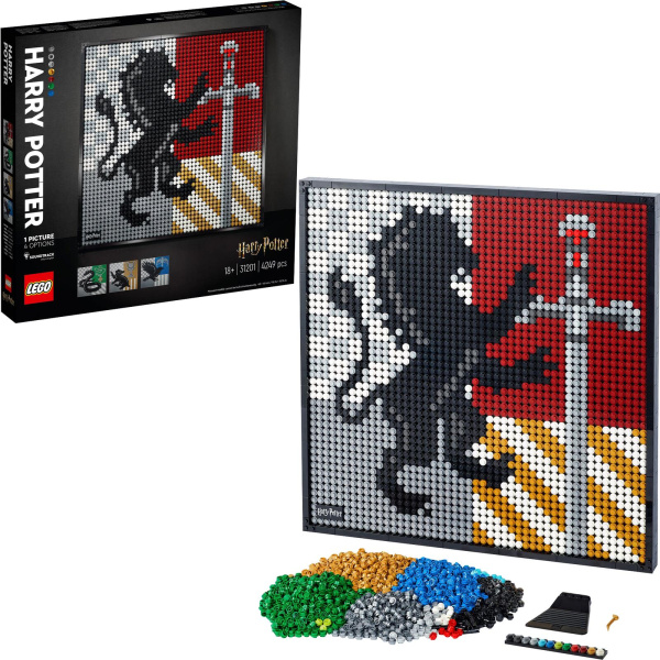 Конструктор LEGO ART - Harry Potter™ Hogwarts™ Crests (31201)