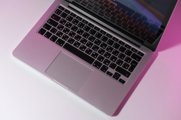 Apple MacBook Pro 13 Retina A1502 8/256 Silver CO2N9P99G3QJ