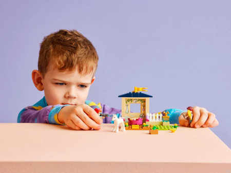 Конструктор LEGO Friends - Конюшня для мытья пони (41696)