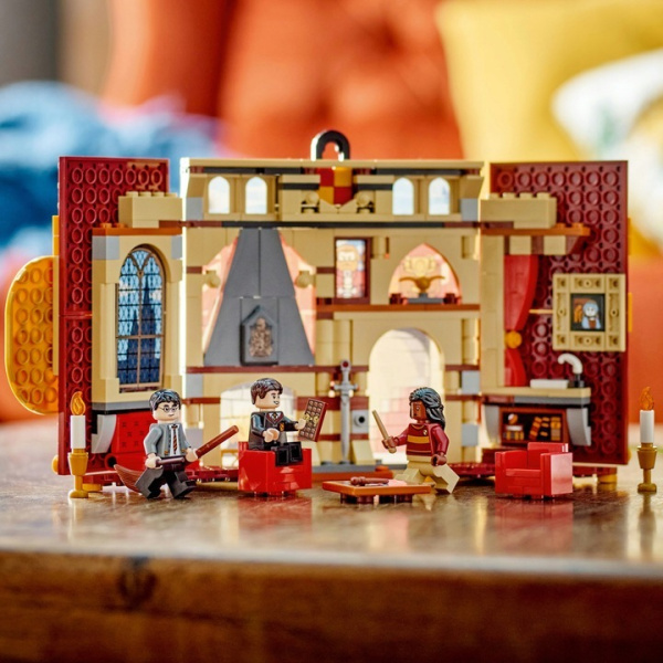Конструктор LEGO Harry Potter - Флаг факультета Гриффиндора (76409)