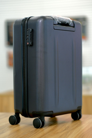 Чемодан RunMi 90 Points Trolley Suitcase 20", Black