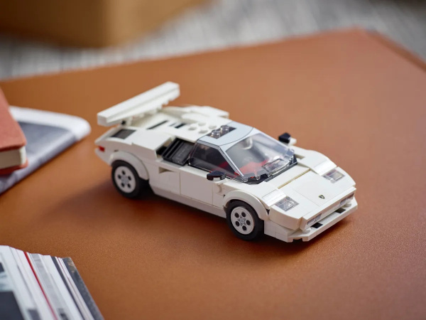 Конструктор LEGO Speed Champions - Lamborghini Countach (76908)