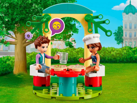 Конструктор LEGO Friends - Пиццерия Хартлейк Сити (41705)