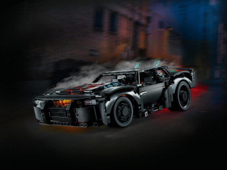 Конструктор LEGO Technic - Бэтмен: Бэтмобиль (42127)