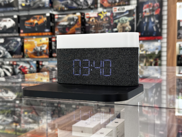 Ночник с беспроводной зарядкой и будильником Xiaomi VFZ Led Lamp Wireless Charger Black (C-WCLL-C02)