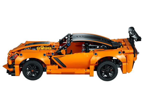 Конструктор LEGO Technic - Chevrolet Corvette ZR1 (42093)