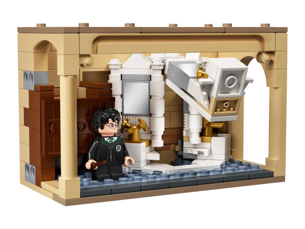 Конструктор LEGO Harry Potter - Хогвартс ошибка с оборотным зельем (76386)