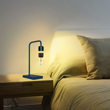 Левитирующая лампа с функцией беспроводной зарядки LEVISTATION