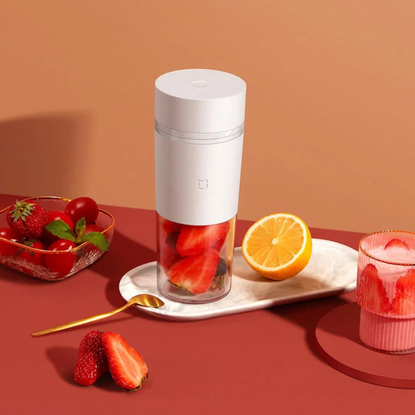 Cоковыжималка блендер Xiaomi Mijia Portable Juicer Cup 300ml, White (MJZZB01PL)