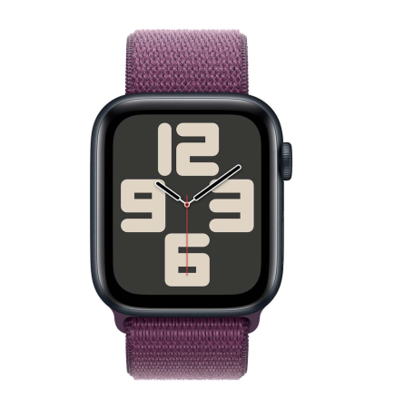 Apple Watch SE (2024), 44 мм корпус из алюминия цвета «Midnight», ремешок Sport Loop цвета «Plum»