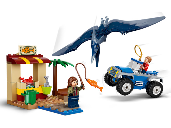 Конструктор LEGO Jurassic World™ - Погоня за птеранодоном (76943)
