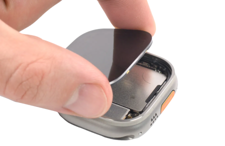 Замена стекла дисплея на Apple Watch Ultra