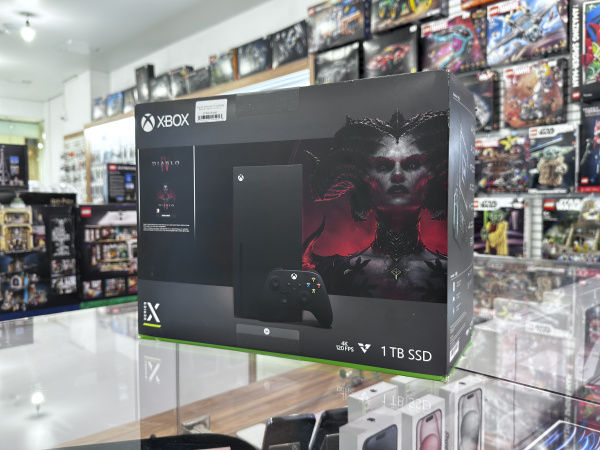 Игровая приставка Microsoft Xbox Series X + Diablo IV [BANDLE]