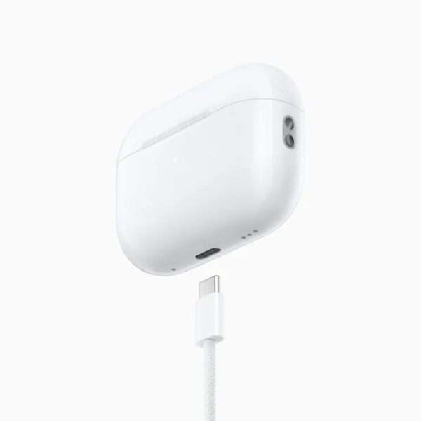 Apple AirPods Pro 2 MagSafe (2023) с беспроводным зарядным футляром White Белый (USB-C)
